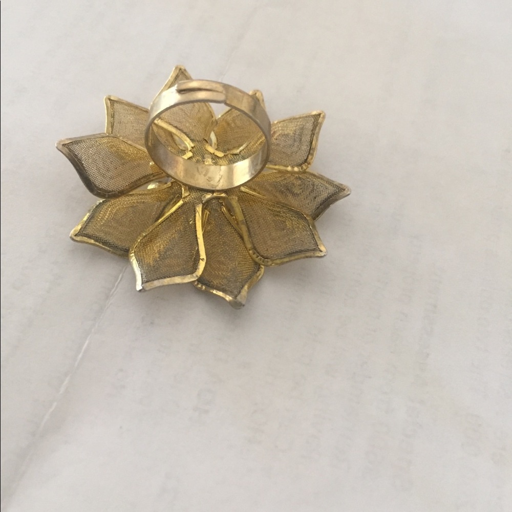 Ring - Picture 2 of 2